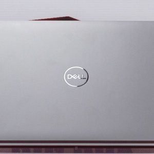Dell Latitude 3510 15.6" (Intel Core i5-10210U, 256GB SSD, 8GB RAM) Laptop